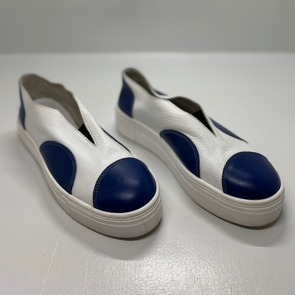 Luukaa White Blue Pebbled Leather Slip-On Sneaker Casual Artsy Sz EU 36 US 5.5-6 - Picture 2 of 11